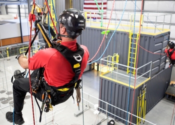 کار در ارتفاع